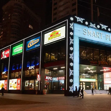 Апартаменти Smart Plaza Obolon' *